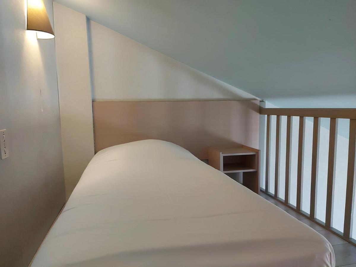 Locqueltas Logis Hotel Vannes Nord Le Clos Des Hortensias מראה חיצוני תמונה