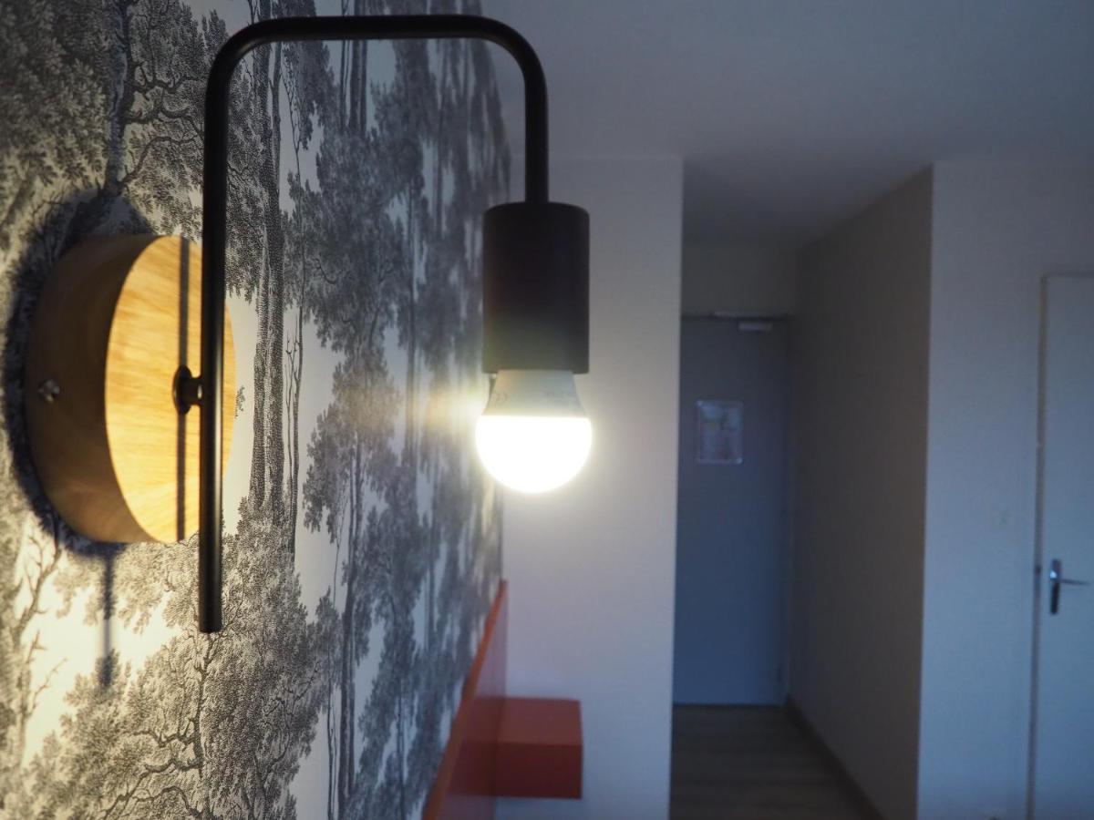 Locqueltas Logis Hotel Vannes Nord Le Clos Des Hortensias מראה חיצוני תמונה