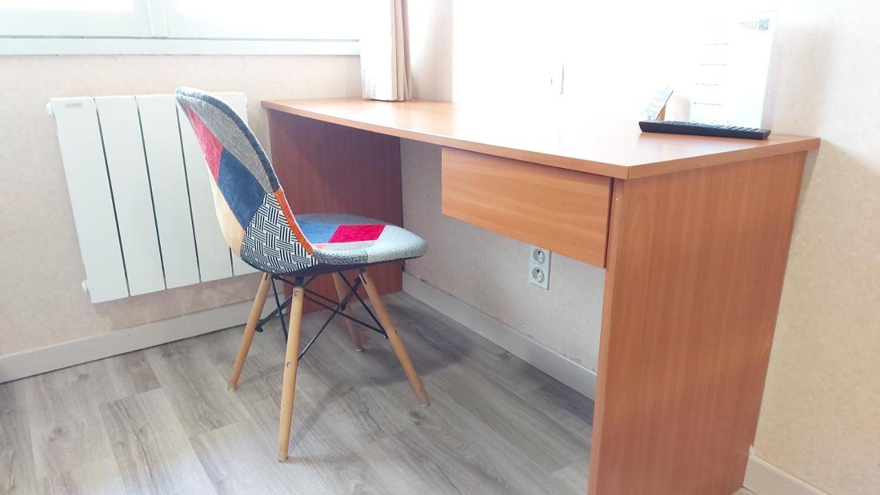 Locqueltas Logis Hotel Vannes Nord Le Clos Des Hortensias מראה חיצוני תמונה