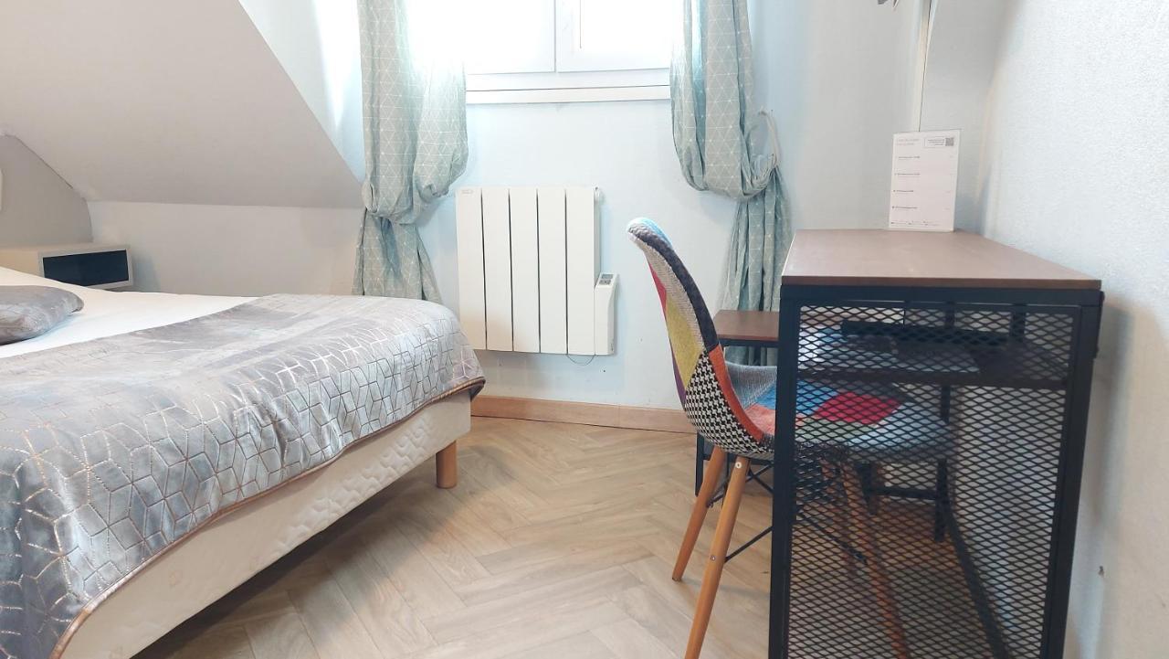 Locqueltas Logis Hotel Vannes Nord Le Clos Des Hortensias מראה חיצוני תמונה