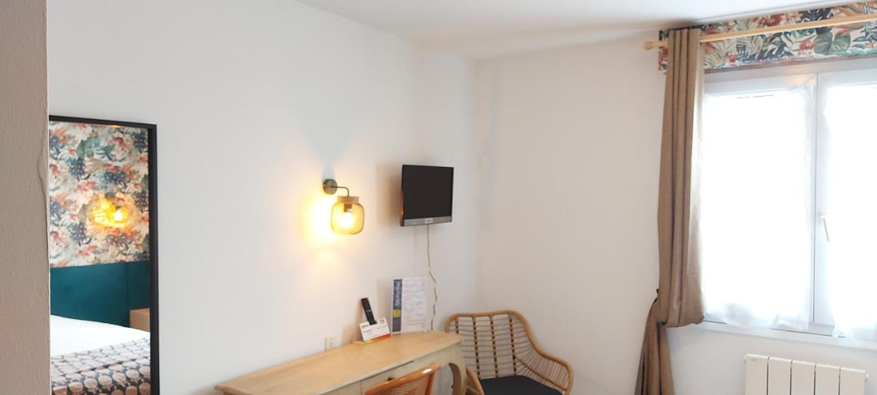 Locqueltas Logis Hotel Vannes Nord Le Clos Des Hortensias מראה חיצוני תמונה